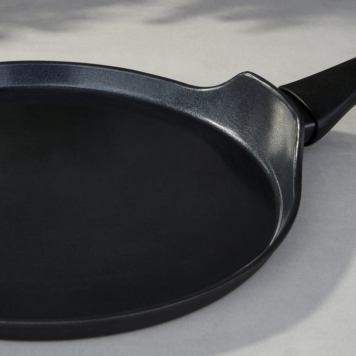 Image 4 of BergHOFF DiNA Helix Nonstick Ceramic Pancake Pan 11", Recycled Aluminum