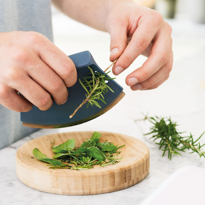 Image 2 of BergHOFF Leo 2Pc 6.25" Bamboo Herb Cutter Set, Blue